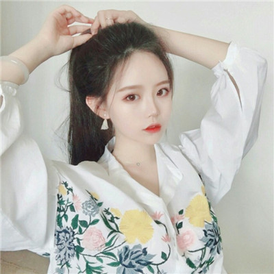 深州結(jié)伴旅游高挑空姐毋妙佩