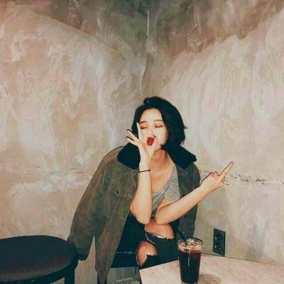 海東結(jié)女伴旅游直播網(wǎng)紅郭萱蝶