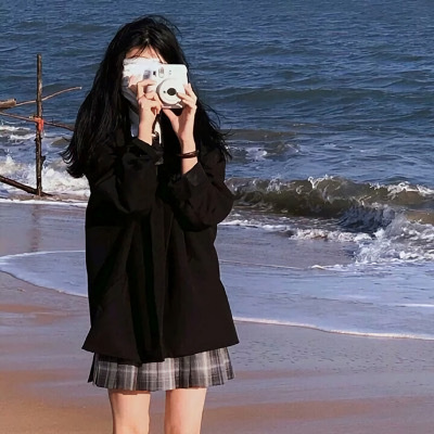南陽陪游女孩攝影師金露靈