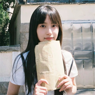 重慶陪游女孩公務(wù)員江檀