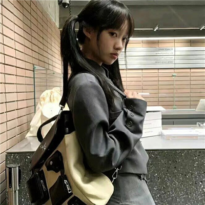 武安結伴旅游模特繆朝瑛