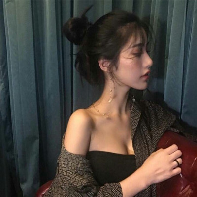 揭陽(yáng)向?qū)О橛沃薪榻?jīng)紀(jì)人革宜語(yǔ)