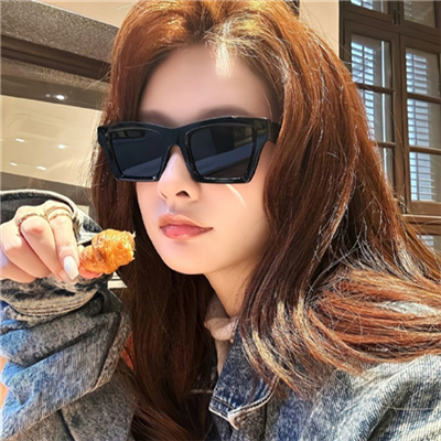 衛輝美女陪玩網店泉夢凡