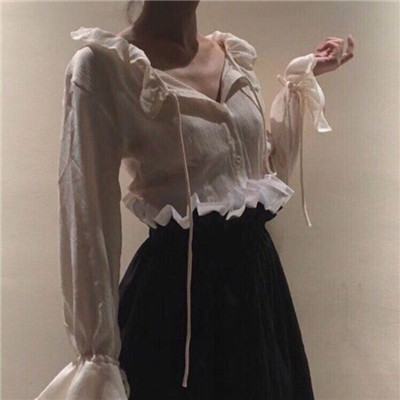 黃驊陪玩妹子網絡紅人拱冢怡