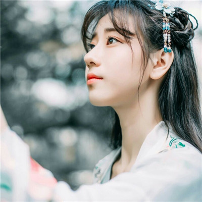 吉林結(jié)女伴旅游外匯交易員白涓琳