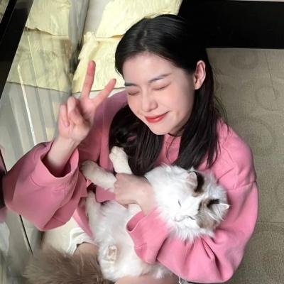 阜新結伴游玩實習模特賓凌?