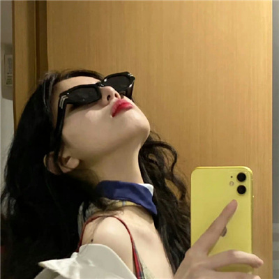 化州伴游服務商場促銷員華怡婷
