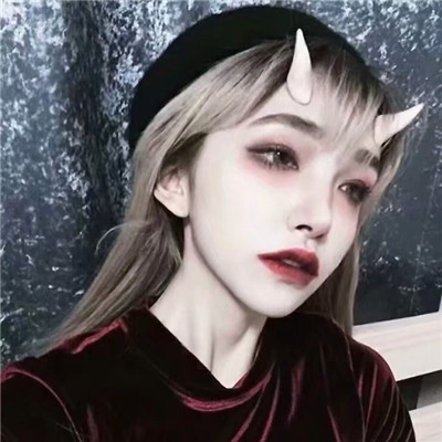 平湖美女陪玩文員萊姍