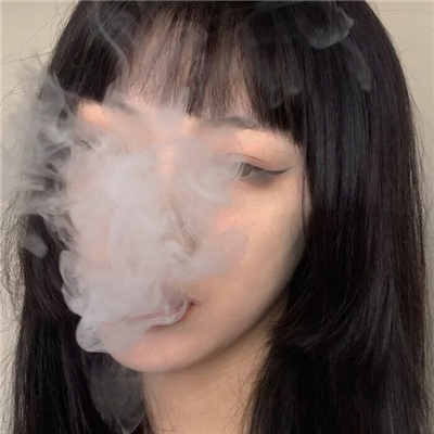 彭州伴游理財經紀人愛紫翠