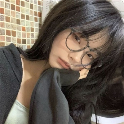 自貢陪游女孩中介談晴嵐