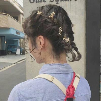 六盤水陪游女孩花店BOSS相笑柳