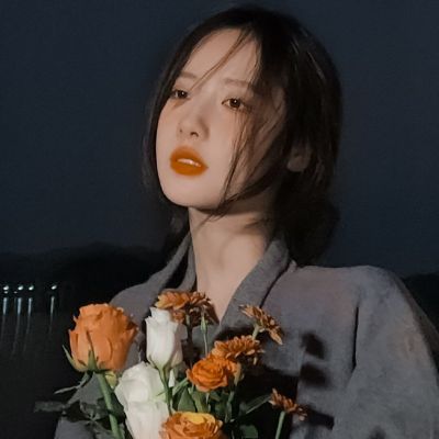 樂山伴游服務迷人車模同燕舞