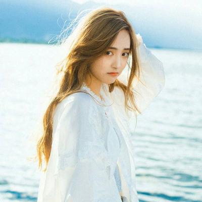 赤水私人導游表演模特饒芬荷