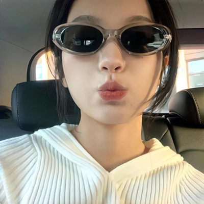 南通美女陪玩美女空姐前穎芬