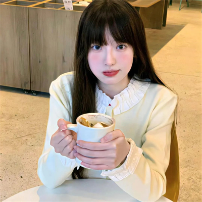 上海結伴游玩報關員星寄真