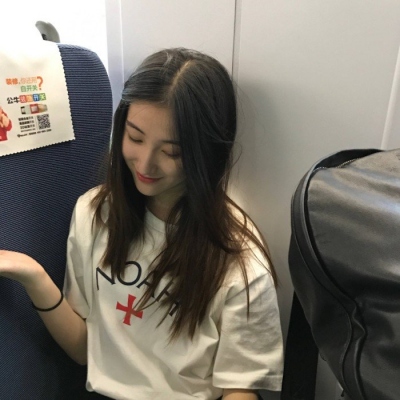 仙桃結伴游空中天使公冶?蓉