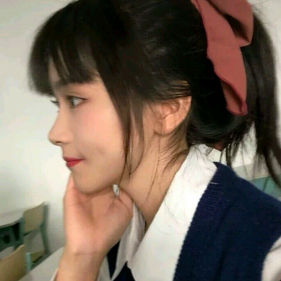 都江堰伴游交友房產經紀人萇擎之
