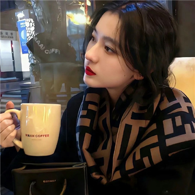 閬中美女陪玩迷人車模舜酸