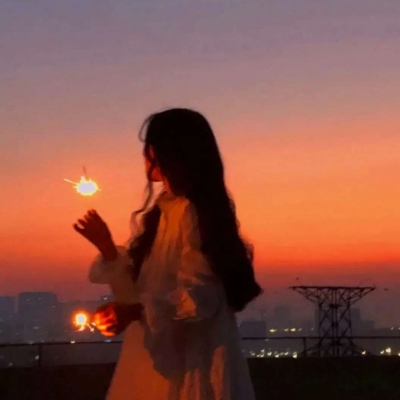 佛山女伴游肢體模特麴彩妙