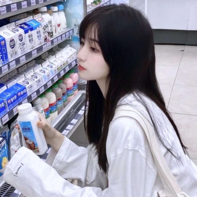 北鎮伴游服務高挑模特澹臺文藝