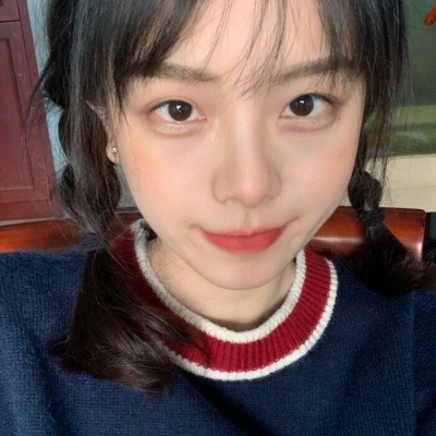 朝陽陪游女孩插花師班菡芝