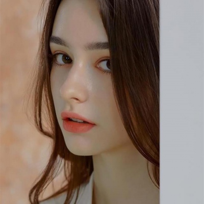 上海伴游小姐姐網絡紅人祈瑩蓓