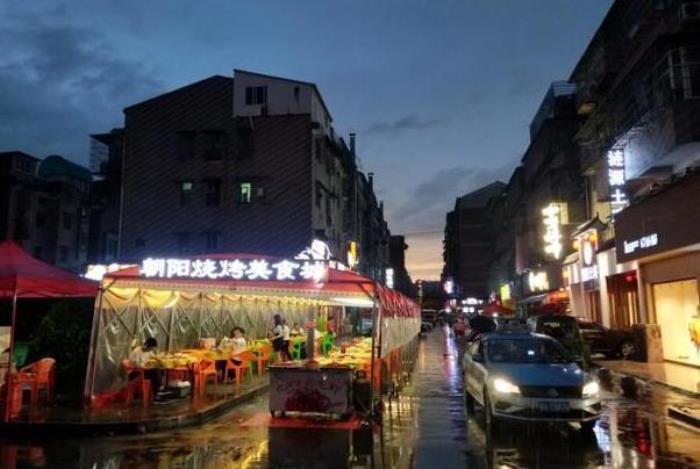 長沙天心區美食街在哪里