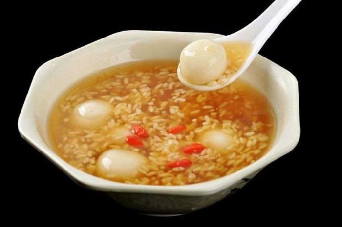 百里杜鵑附近有什么好吃的