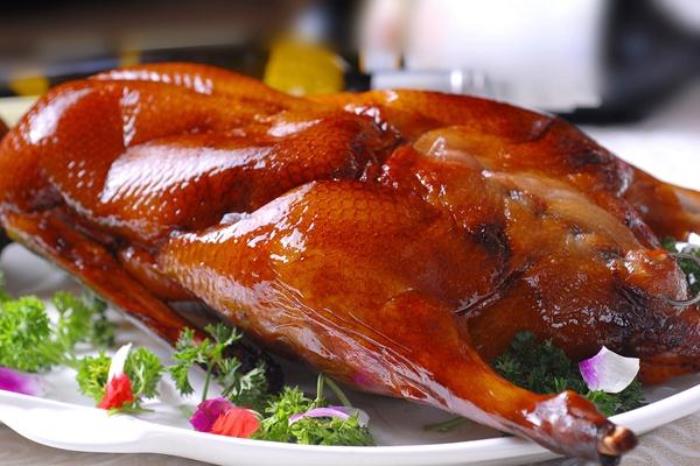 八達嶺長城附近美食推薦,附近有美食街小吃嗎?