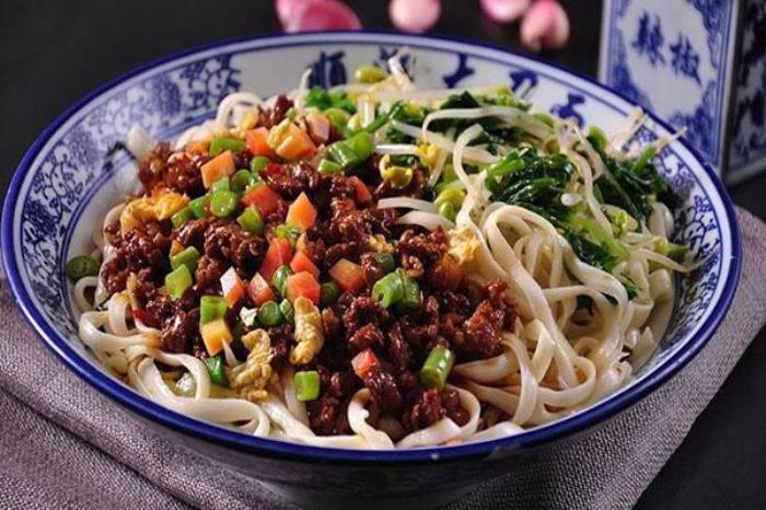 華山景區(qū)附近特色美食推薦